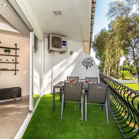 Fuentes Del Rodeo Lägenhet Marbella